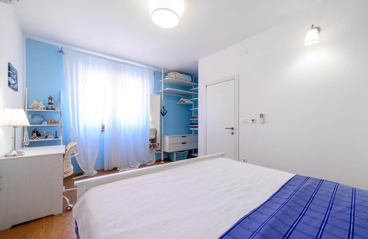 Sibenik Boats Apartment Raslina Exterior photo