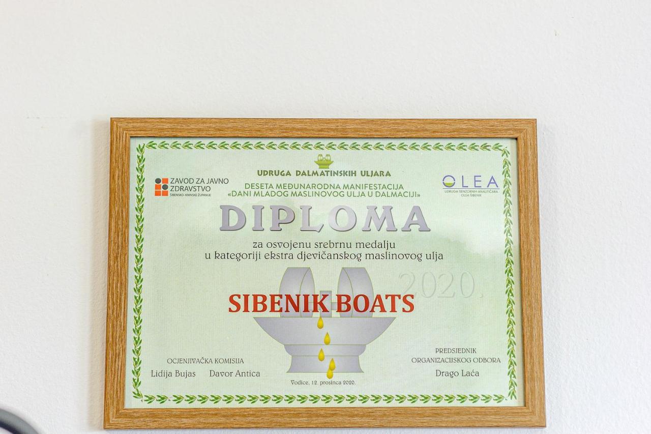 Sibenik Boats Apartment Raslina Exterior photo